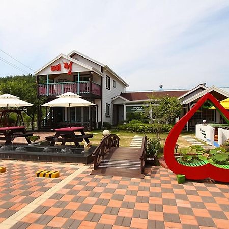 Yejeon Pension Gyeongju Exterior foto